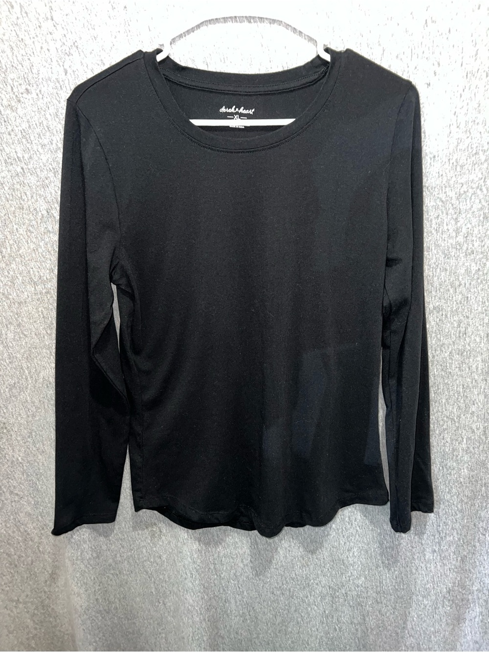 Derek Heart Black Long Sleeve Crewneck Top
